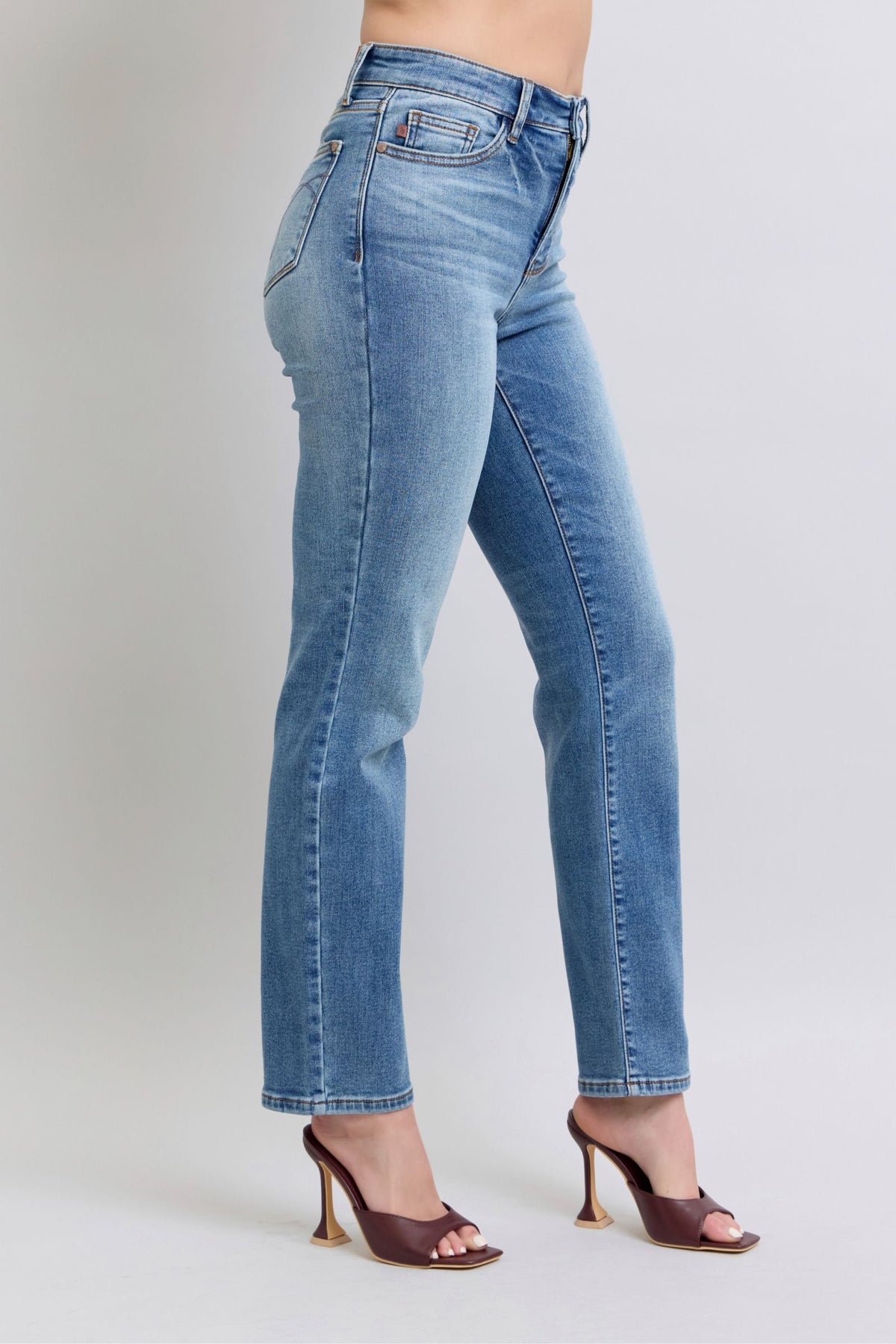 Judy Blue Full Size Run Vintage Wash Thermal Straight Jeans - Beautiful Woman