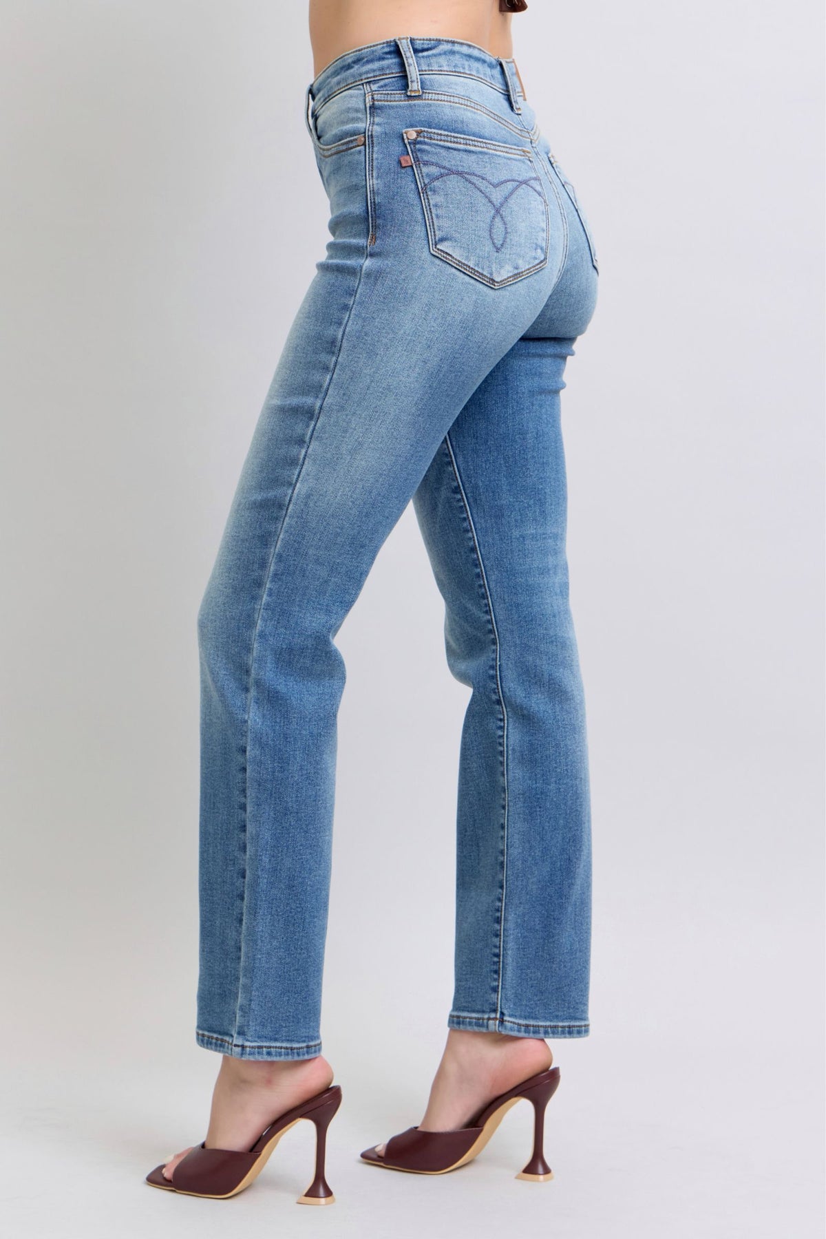 Judy Blue Full Size Run Vintage Wash Thermal Straight Jeans - Beautiful Woman