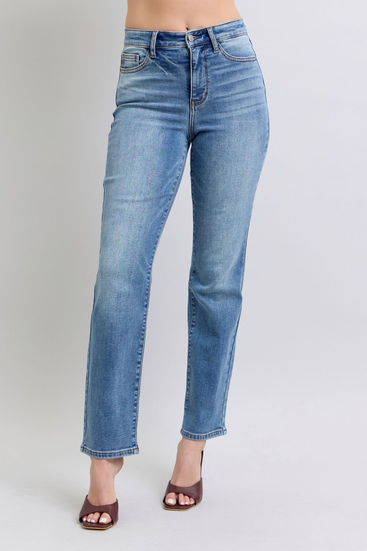 Judy Blue Full Size Run Vintage Wash Thermal Straight Jeans - Beautiful Woman