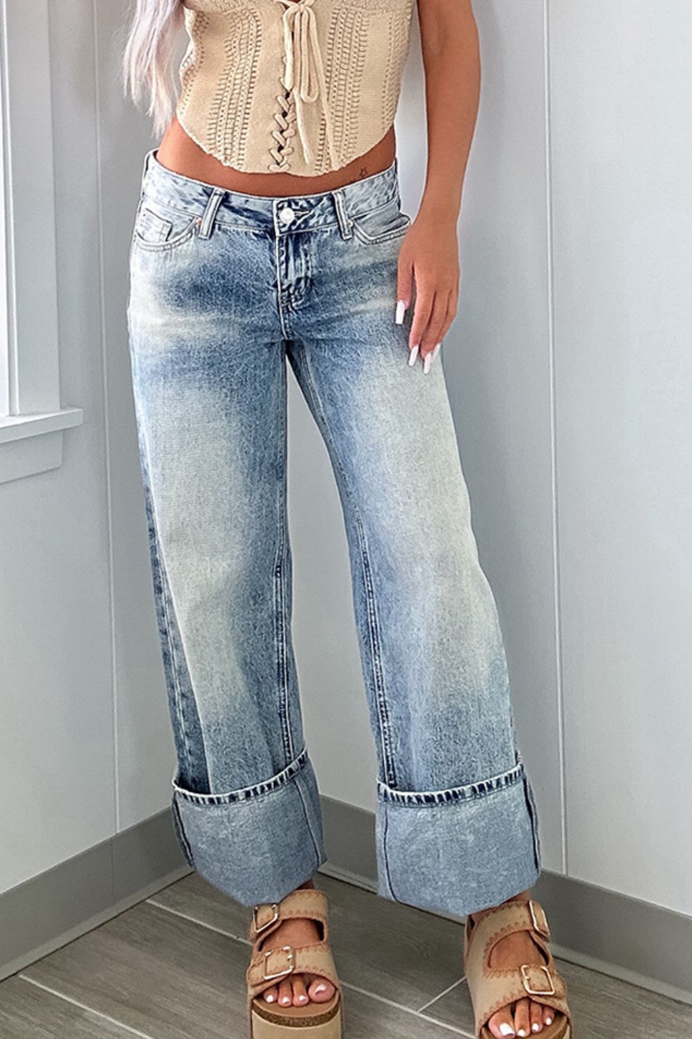 Washed Wide Leg Jeans with Pockets - Medium / 4 - Jeans & Pants
